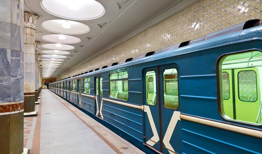 Interior of&nbsp; metro station "Kievskaya" in Moscow